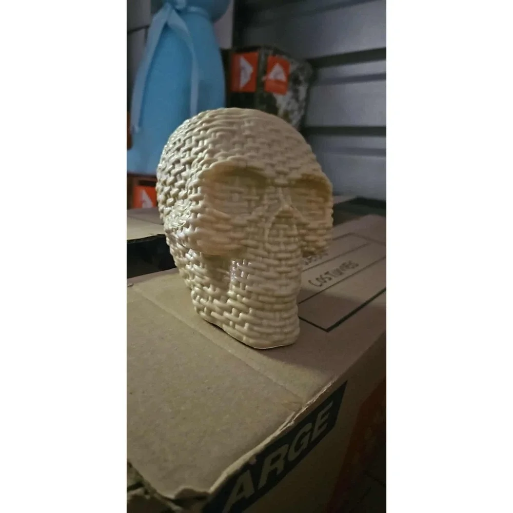 Hyde & Eek Cream Rattan Skull‎